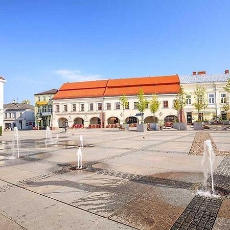 Hotelowe Pokoje Paris -Rynek Centrum- City One Кельце Екстер'єр фото